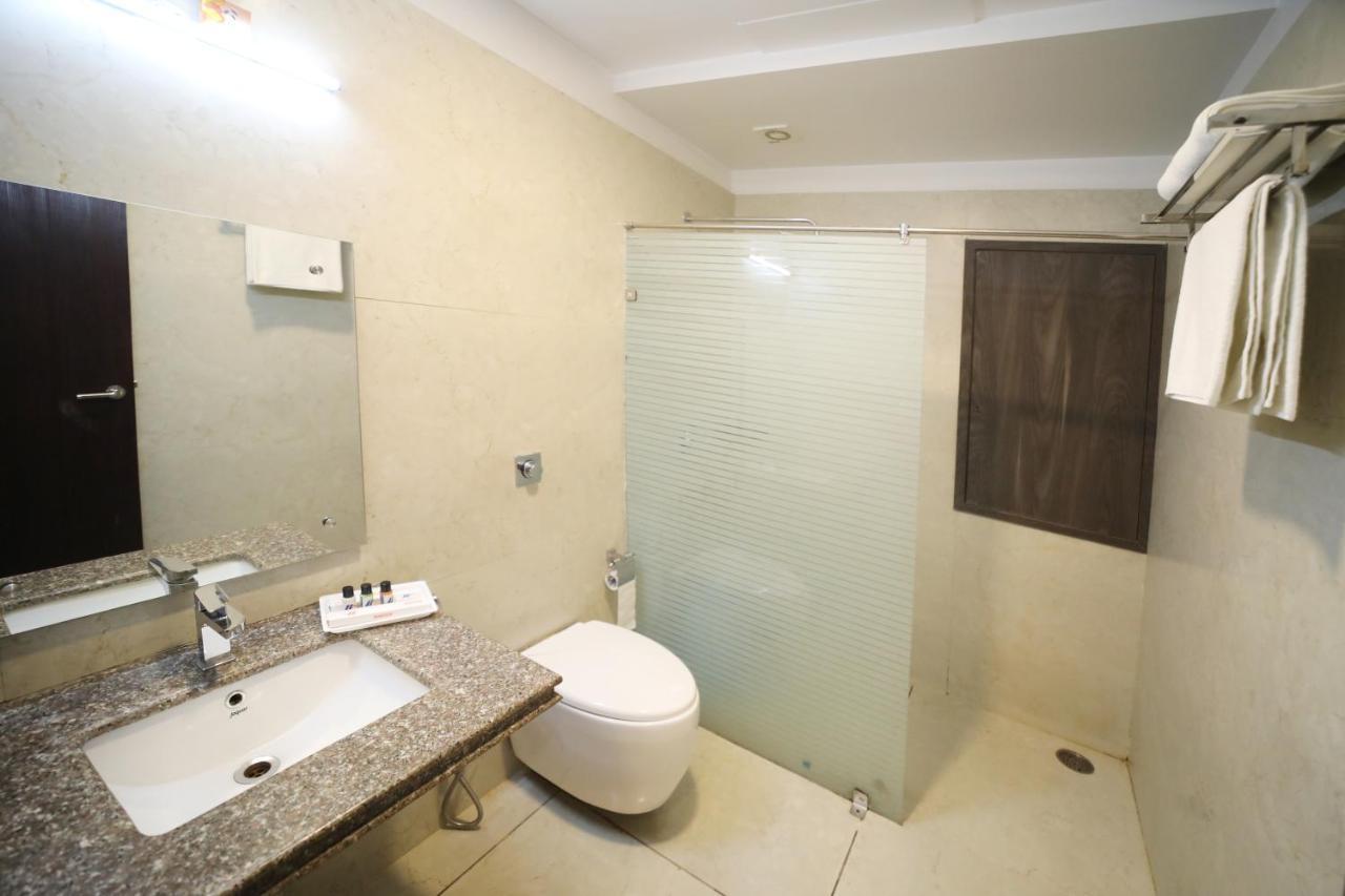 Hotel Panchsheel Ayodhya Dış mekan fotoğraf
